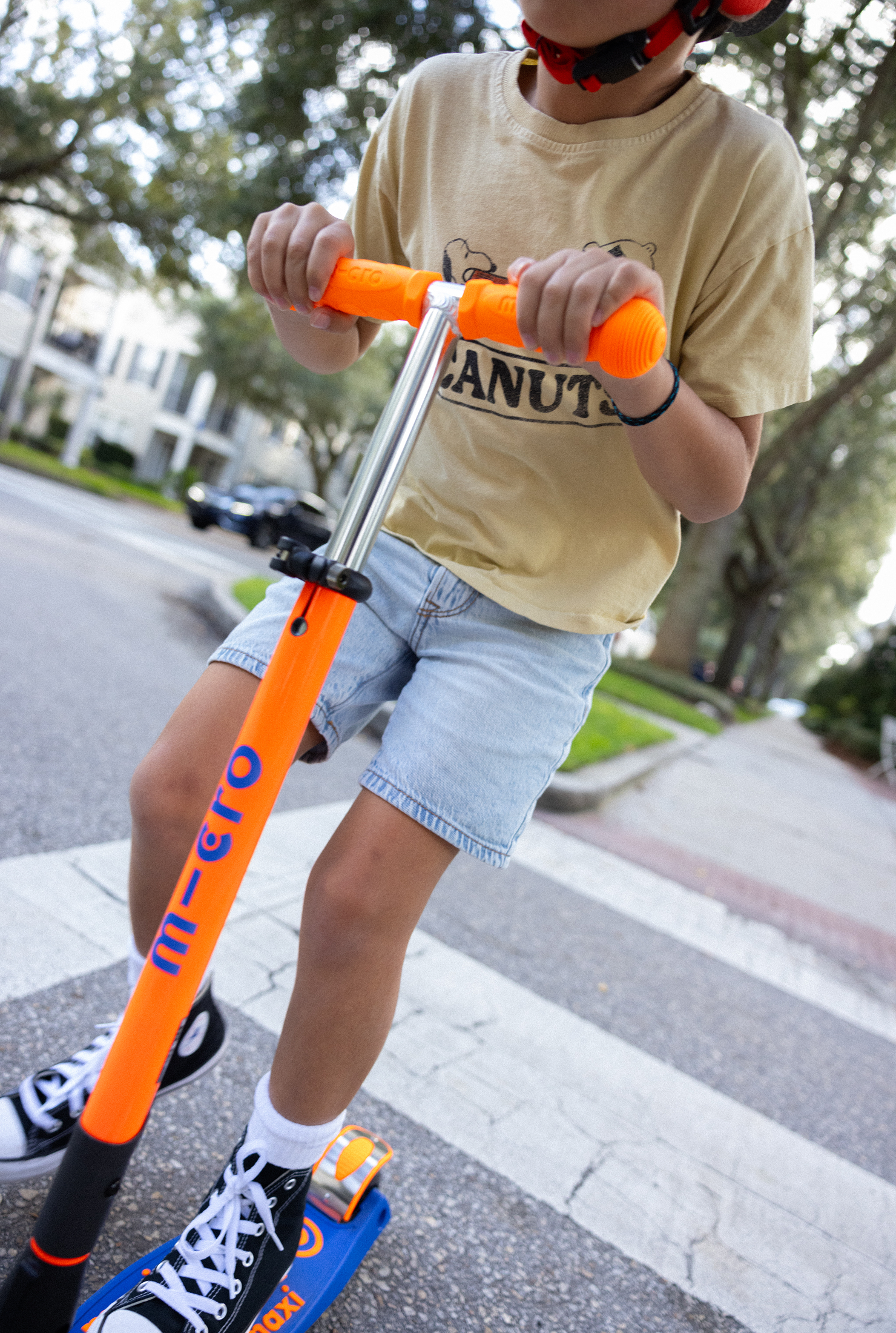 Micro Maxi Foldable LED Scooter - Image 8
