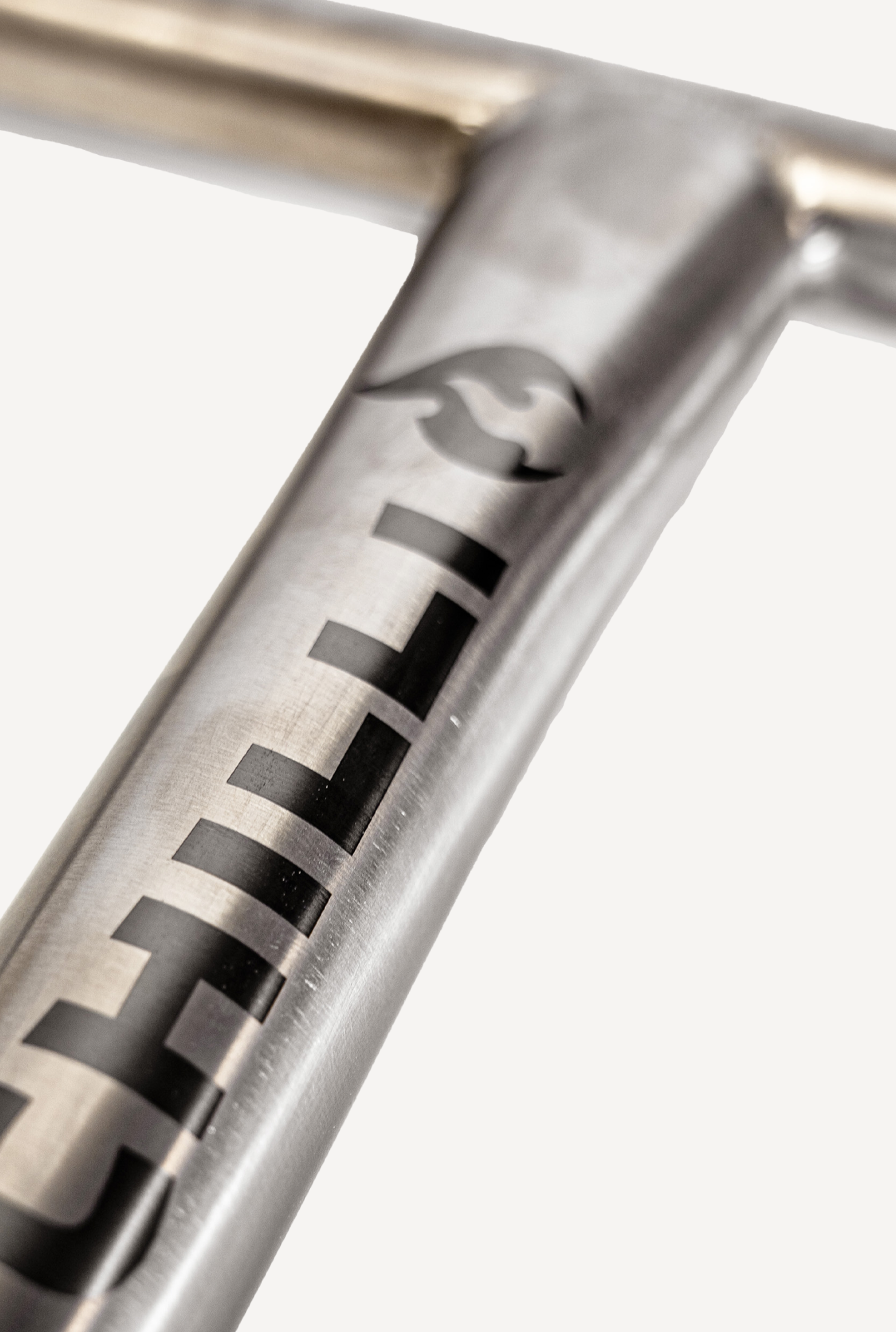 Parts: Chilli Titanium T-bar - 28 x 24 - Image 2